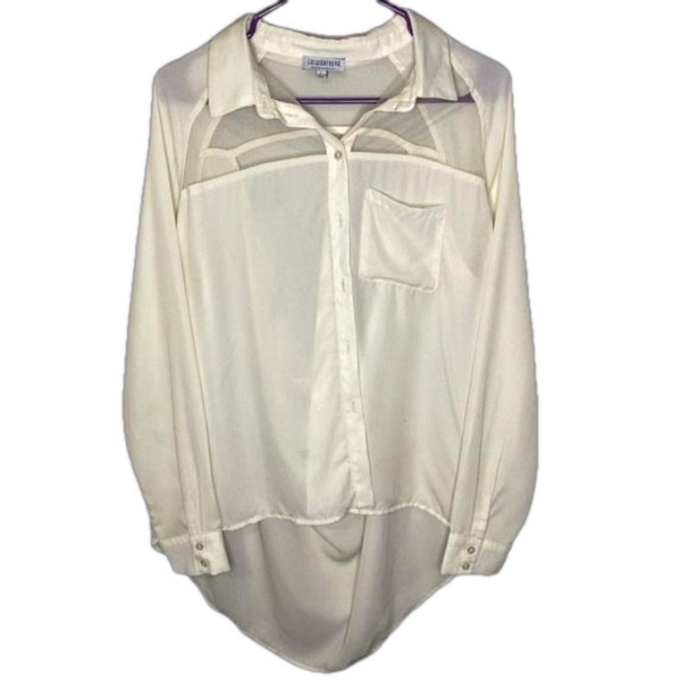 Fashion Nova blouse cream button down hi low Womens size Large